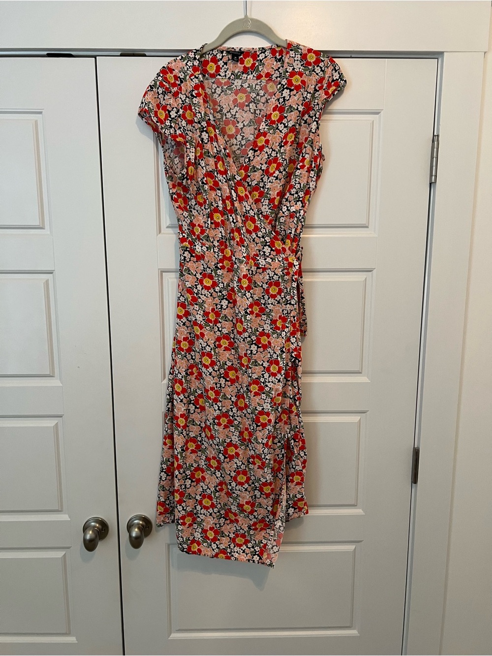 Jcrew Mercantile floral wrap midi dress size medium